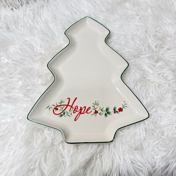 Pfaltzgraff Winterberry Hope Christmas Tree Plate Candy Dish Collectible Decor - Picture 3 of 6